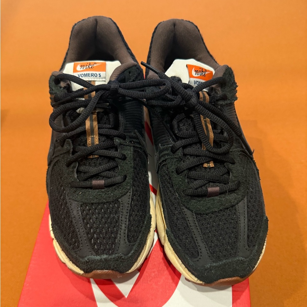 Nike Men’s Sneakers — Black with Tan Accents